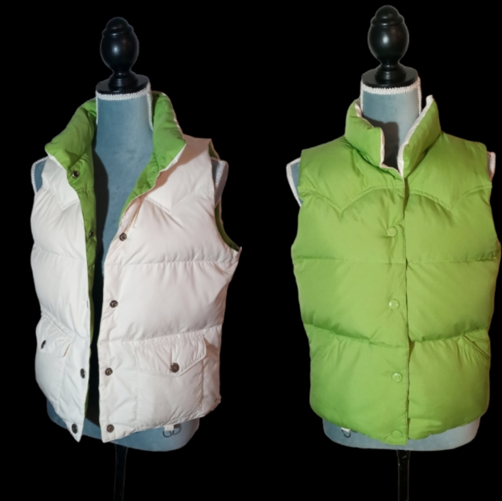 American Eagle Outfitters Reversible Puffer Vest
